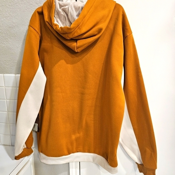 NWT Hudson & Barrow Zippered Hoodie in Gold/Cream. Size 2X - Picture 6 of 10